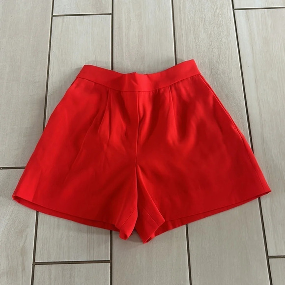 Babaton Cohen Crepe High Waist  Short in Red - Picture 2 of 6